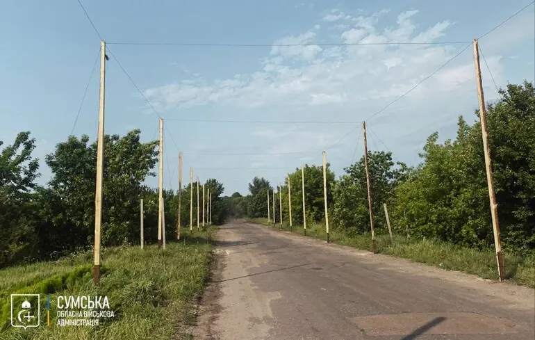 В Сумской области дороги закрывают антидроновими сетками: что известно